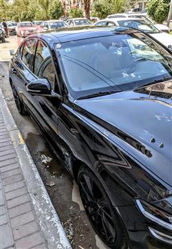 جنسس G70